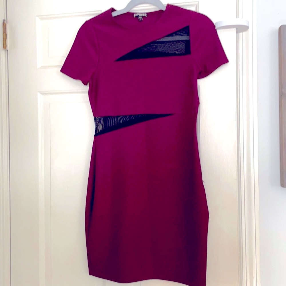 Express women’s maroon dress size 2 with black
